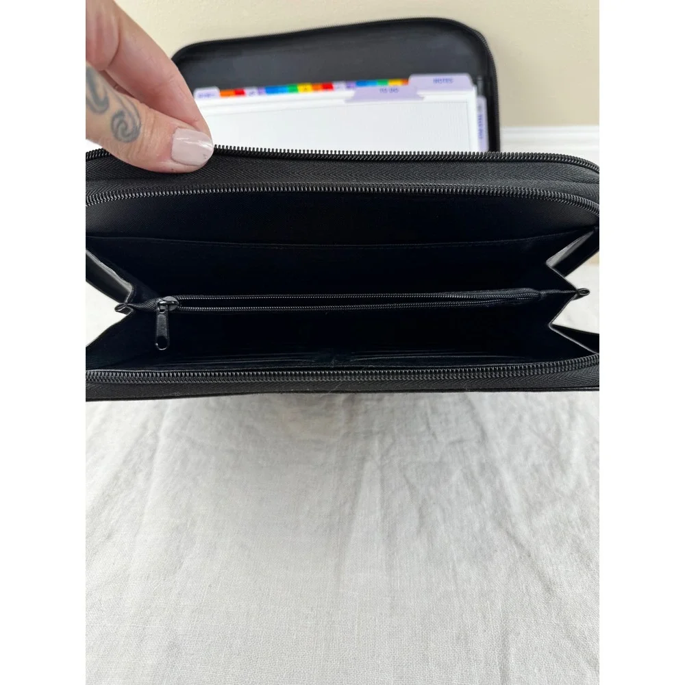 Day Runner Classic Edition Black Zippered 3 Ring Binder Organizer Portfolio 2002